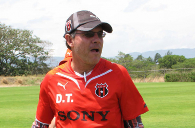 Luís Roberto Sibaja es el nuevo técnico del Alajuelense