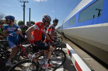 La UCI investigará los incidentes en País Vasco y París-Roubaix