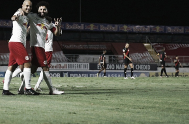 Dominante, Bragantino vence Atlético-GO e mantém sonho por vaga na Libertadores vivo