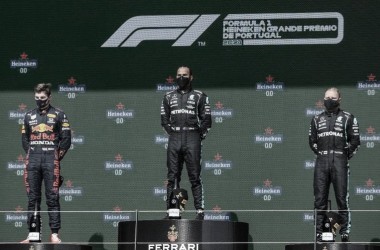 GP de Portugal tem vitória 97 de Hamilton e recorde do mesmo pódio