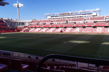 El Nuevo Los Cármenes acogerá 7.100 espectadores en el Granada CF- Valencia CF