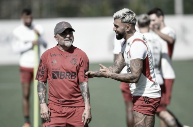 Flamengo recebe Fortaleza em busca de se aproximar da liderança