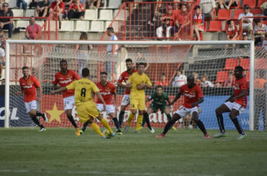 La tanda de penaltis le da al Nàstic el pase a la tercera ronda de Copa