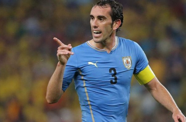 Godín cumplió 100 partidos en el adiós de Uruguay