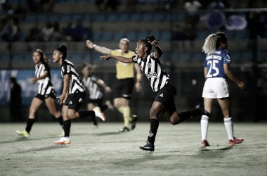 Atlético-MG faz história ao vencer Cruzeiro pelo Brasileirão Feminino 