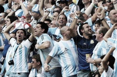 ILUSIONADOS. Los hinchas argentinos quieren copar Qatar en noviembre y diciembre próximo. Foto: Telam