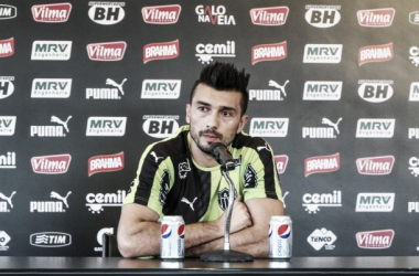Dátolo afirma estar feliz no Atlético-MG e comenta proposta do Flamengo: &quot;Fiquei sabendo pela imprensa&quot;
