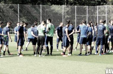 Entrenamiento y declaraciones antes de visitar el Santiago Bernabéu