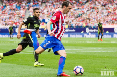 Godín: &quot;Nuestra ambición es conseguir la Champions&quot;