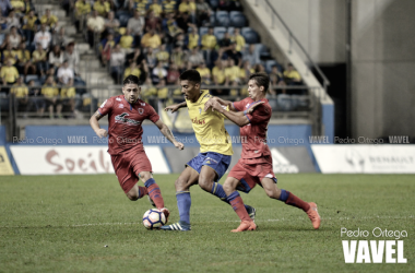 Eddy Silvestre no estará ante el Mirandés por sanción