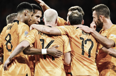Van Gaal divulga lista de convocados da Holanda para a Copa do Mundo