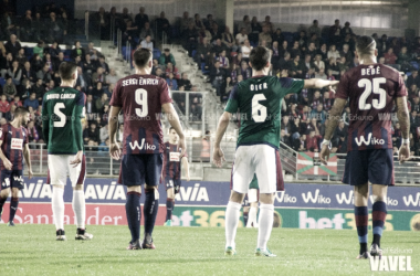 Osasuna, una balsa en medio del océano