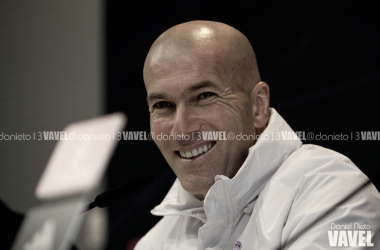 Zidane: "Ser entrenador del Real Madrid desgasta muchísimo"