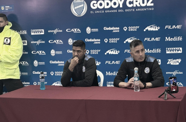 SACARON PECHO. Olmedo y Ibáñez confesaron que es mérito de todo el plantel este triunfo ante Independiente. Foto: Nicolás Castillo-Vavel Argentina
