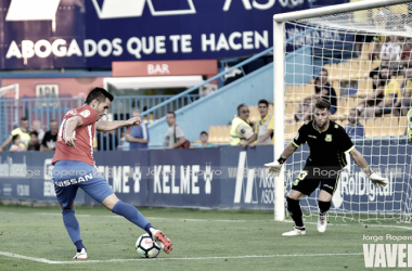 Isma López: &quot;Gran parte de nuestros objetivos pasan por El Molinón&quot;