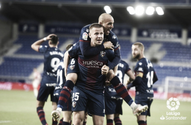 Sandro y Vavro celebran el gol de la victoria. Foto: LaLiga.