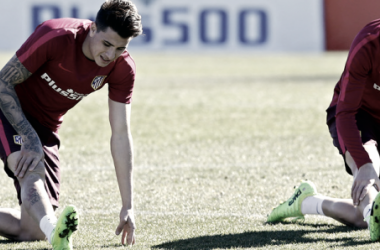 Godín entra en la convocatoria para enfrentarse al Barcelona