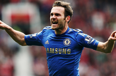 Juan Mata se adueña de Old Trafford