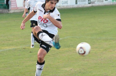 Jairo Cárcaba rescinde su contrato con el Caudal Deportivo