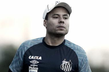 Santos busca minimizar crise no Brasileiro diante do Vitória