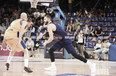 Un contundente Barça se impone a Gran Canaria en el estreno liguero