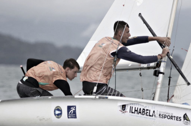 Copa Brasil de Vela: IQFoil e Finn estreiam no terceiro dia de competição