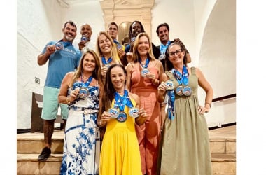 Yacht Clube da Bahia leva 31 prêmios de Melhores do Ano de 2023 na canoagem polinésia