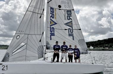 Barco Brasil vence Regata Aleixo Belov na Bahia