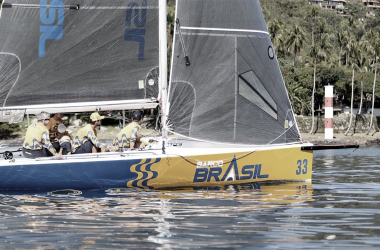 Barco Brasil disputa Brasileiro de HPE25 em Ilhabela (SP)