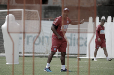 Com estreia de Roger, Bahia recebe CRB na Fonte Nova em jogo de volta na Copa do Brasil