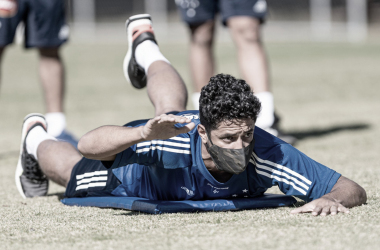 Zagueiro Léo testa
positivo à Covid-19; elenco do Cruzeiro tem seu terceiro jogador infectado&nbsp;