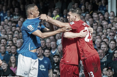 Sadio Mané da un triunfo agónico al Liverpool y ganan al Everton el derby de Merseyside