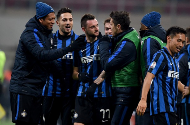 Com direito a golaço de Brozovic, Internazionale vence o Cagliari e avança na Copa Itália