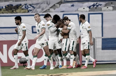 No clássico mineiro da Série B, América leva a melhor e entra no G-4 com vitória sobre Cruzeiro