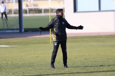 Míchel: "No
tener el balón en la segunda mitad nos ha hecho mucho daño"