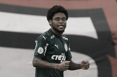 Luiz Adriano comemora fim de seca de gols: "Segui trabalhando para poder marcar"