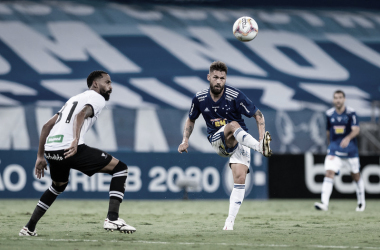 Em jogo de golaços, Cruzeiro e Figueirense empatam no
Mineirão