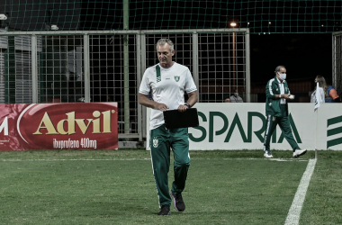 Lisca evita dar méritos ao Palmeiras, mostra chateação e diz que eliminação "não condiz"&nbsp;