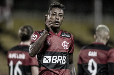 Segura o bombardeio! Flamengo é quem mais chuta certo no Cariocão 2021