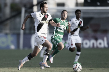 Vasco frustra torcida e empata sem gols com a Chapecoense na reestreia de Alex Teixeira