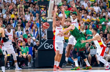 Summary and best moments of Spain 102-94 Lithuania in Eurobasket