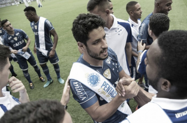 Suspenso contra Botafogo, zagueiro Léo encerra temporada de atuações sólidas no Cruzeiro