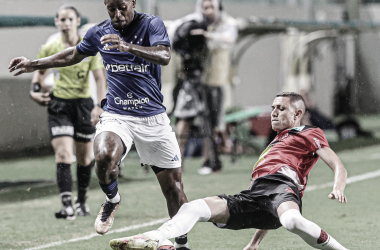 Cruzeiro sofre gol cedo, peca nos erros e perde para Pouso Alegre no Mineiro