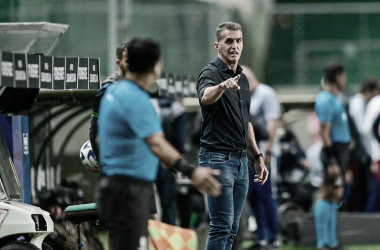Mancini comenta vaias em empate do América-MG pela Sul-Americana: "Não me sinto pressionado"