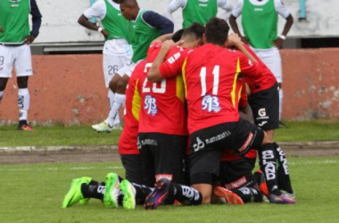 Liga de Quito pierde en Cuenca y se ahonda más en su crisis