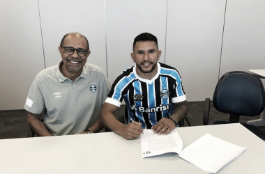 Grêmio oficializa contratação do meia argentino Walter Montoya, ex-Cruz Azul