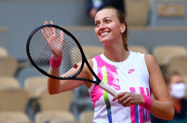 French Open: Petra Kvitova waltzes past Laura Siegemund for second Paris semifinal, first in eight years