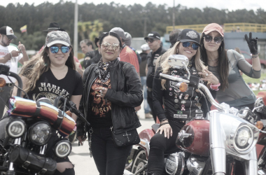 60 mujeres disfrutaron la velocidad del WomenPistonDay