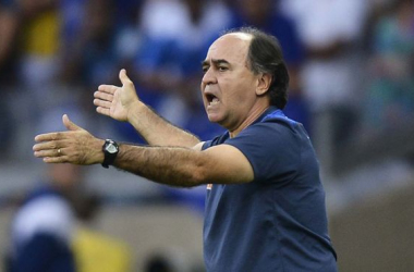 Marcelo Oliveira elogia futebol do time contra o Boa
