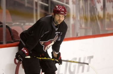 Bass: Arizona Coyotes Goon John Scott Leading NHL All-Star Vote